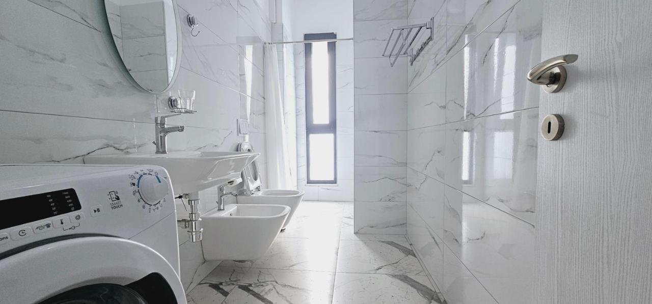 Апартаменты Myhouse At 21 Dhjetori Тирана Экстерьер фото