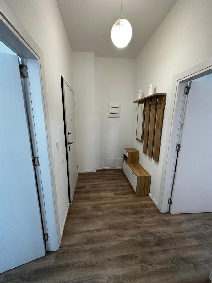 Апартаменты Myhouse At 21 Dhjetori Тирана Экстерьер фото